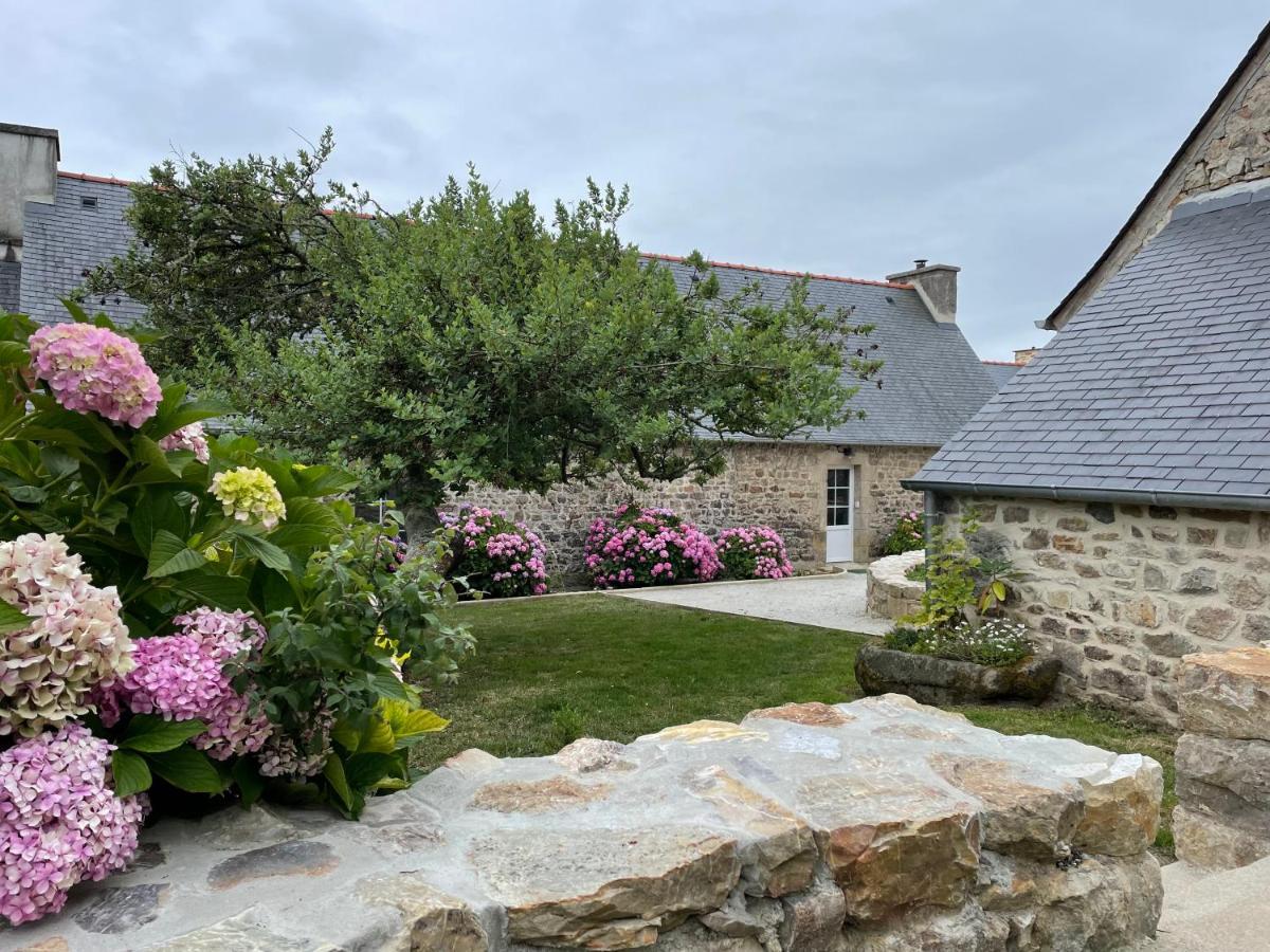 Les Cottages Du Manoir, Jacuzzi -卡松 外观 照片