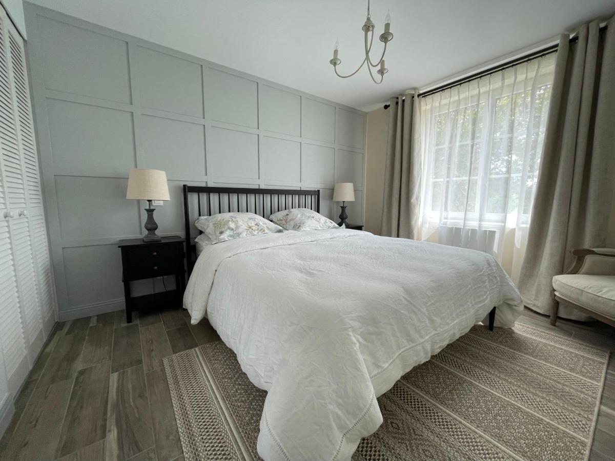 Les Cottages Du Manoir, Jacuzzi -卡松 外观 照片
